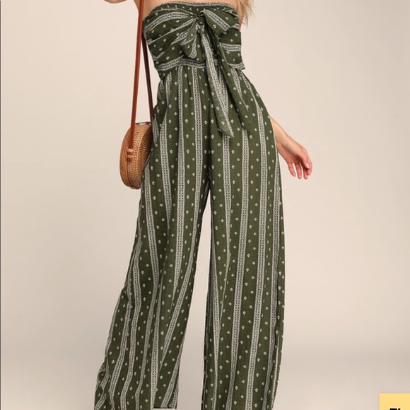 Lulus Pants - NWT Jumpsuit
